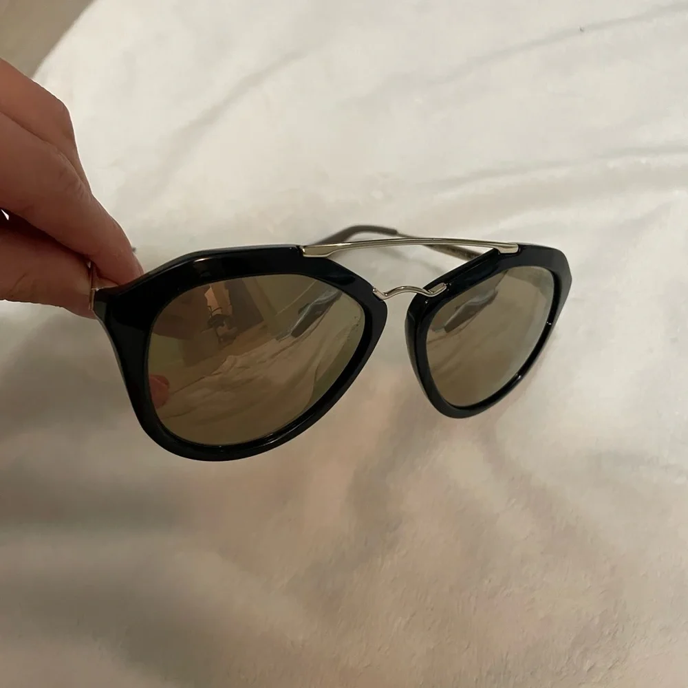 Beautiful Prada Black and Gold Sunglasses - Picture 7 of 14
